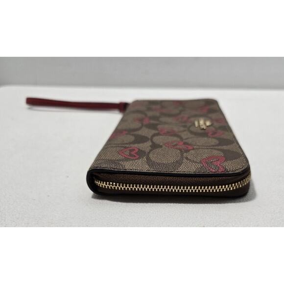 COACH LARGE PHONE WALLET SIGNATURE CANVAS WITH CRAYON ❤HEART 91578 - Picture 5 of 11